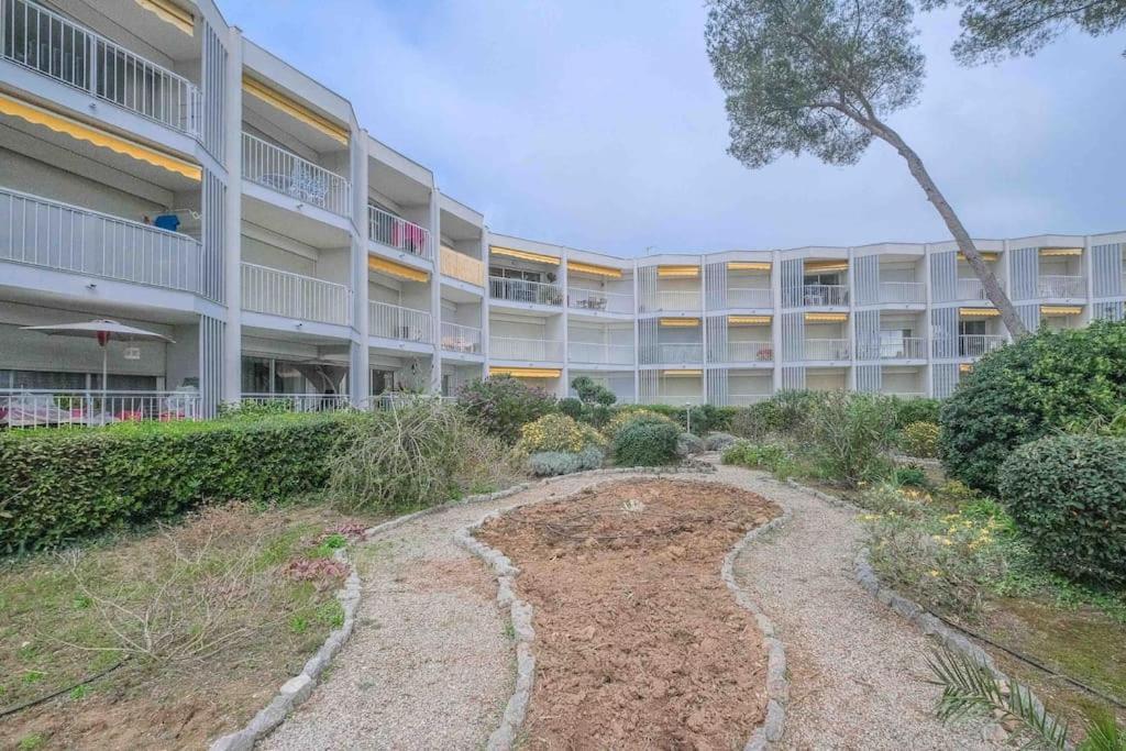 Boreal 4 Pax Bord De Mer Lägenhet Saint-Raphaël Exteriör bild