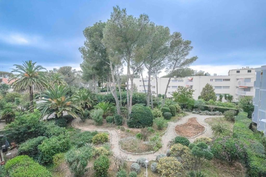 Boreal 4 Pax Bord De Mer Lägenhet Saint-Raphaël Exteriör bild